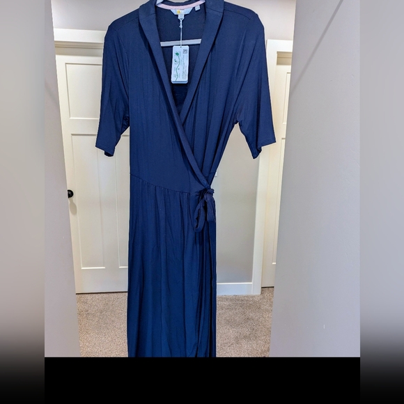 Brand new Lavinia collared jersey dress in navy blue from Boden, size 12 - Picture 2 of 8